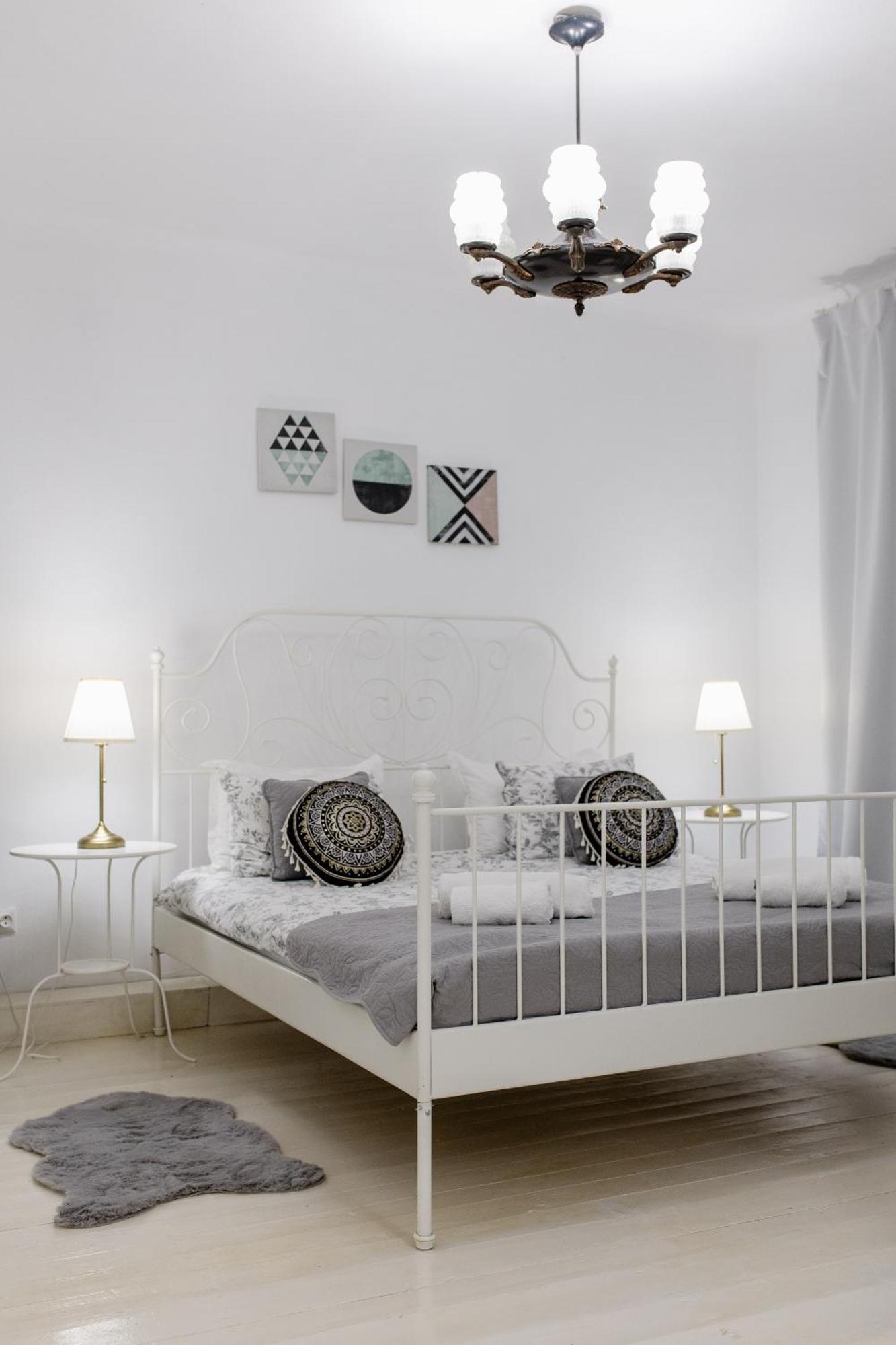 La Maison Blanche Hotel Alba Iulia Bagian luar foto
